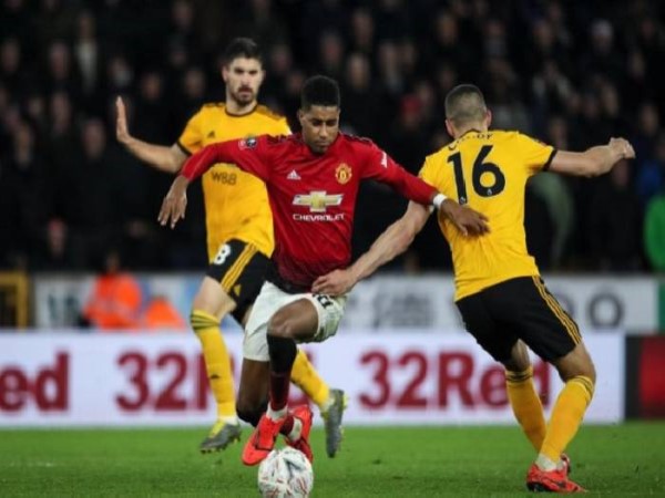 dự đoán châu Á Wolves vs MU, 19h30 ngày 31/12