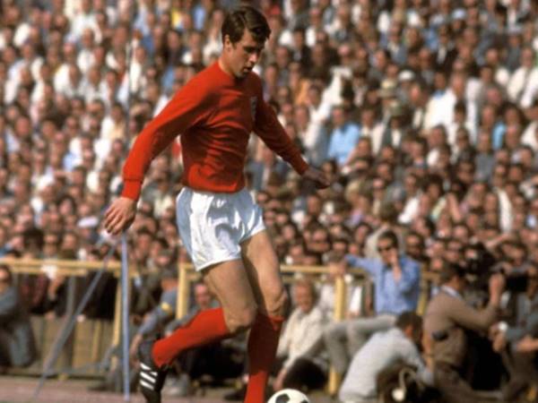 Tiền đạo Geoff Hurst 