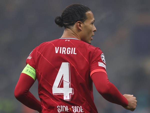 Virgil van Dijk - Trụ cột của Liverpool với chiếc áo số 4