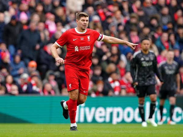 Hành trình sự nghiệp bóng đá của Steven Gerrard