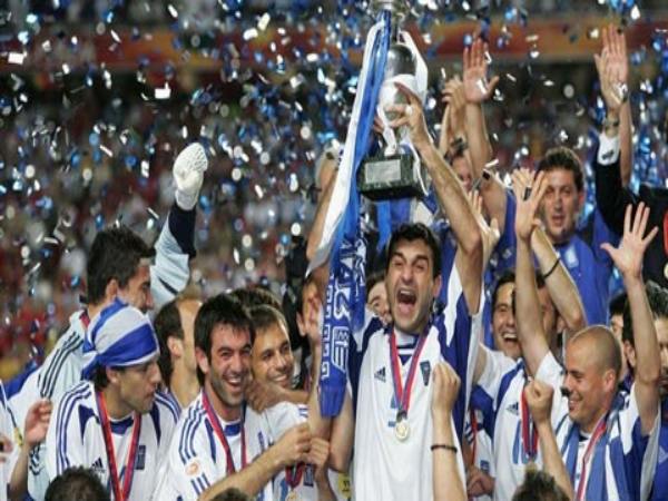 Những ngôi sao đã tỏa sáng tại chung kết EURO 2004