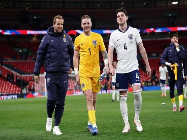 Bóng đá QT: Thủ môn Pickford lập kỷ lục vô tiền khoáng hậu