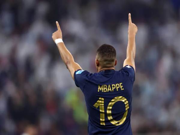 Tổng hợp số áo Mbappe từng mặc ở PSG, Real và tuyển Pháp