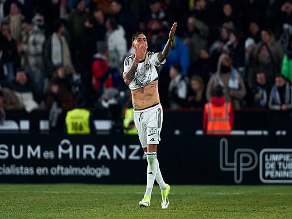 Cú cứa lòng định mệnh tiễn Real Madrid rời giải