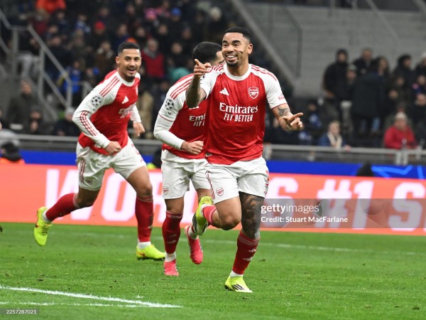 Tin C1: Arsenal và kỳ tích Champions League kẻ chinh phục