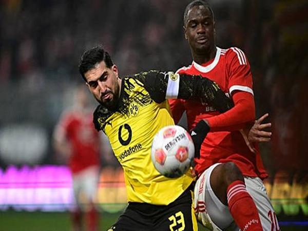 Schlotterbeck nhân đôi cách biệt sau giờ nghỉ