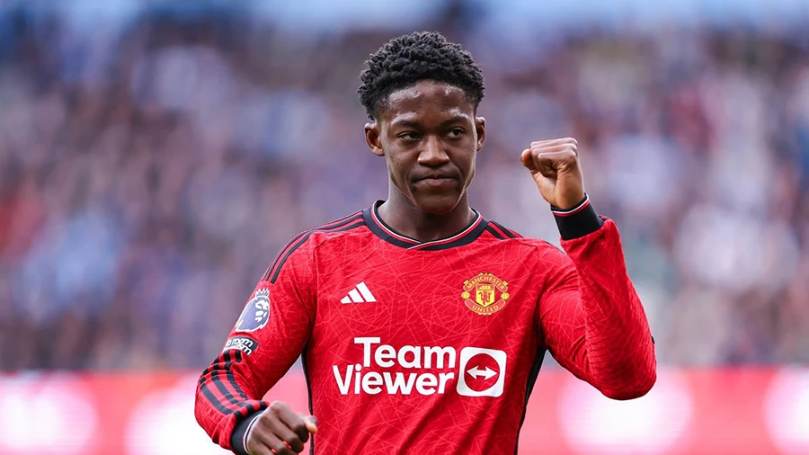 Mainoo từ dấu hỏi dưới Amorim đến trung tâm kế hoạch mới