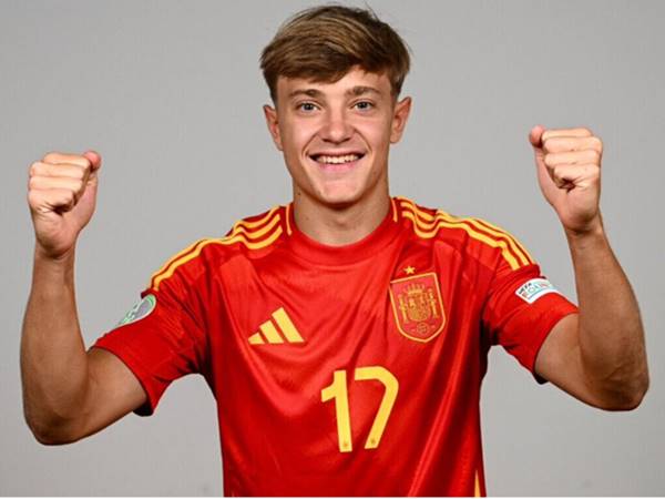 Tin MU: Tài năng trẻ Jesus Rodriguez lọt mắt xanh MU