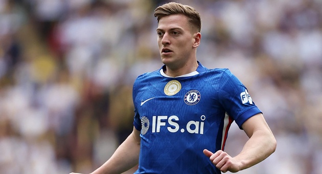 Hàng công Chelsea chật chội và áp lực cạnh tranh