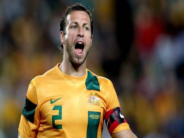 Lucas Neill - thủ lĩnh hàng phòng ngự