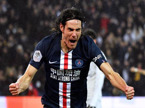 Edinson Cavani - tiền đạo cần mẫn cống hiến